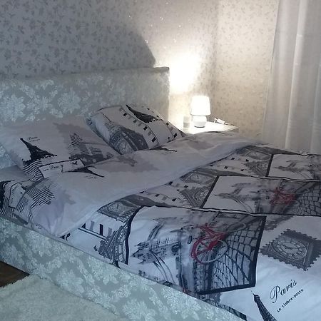 Max Apartments In Lviv Eksteriør billede